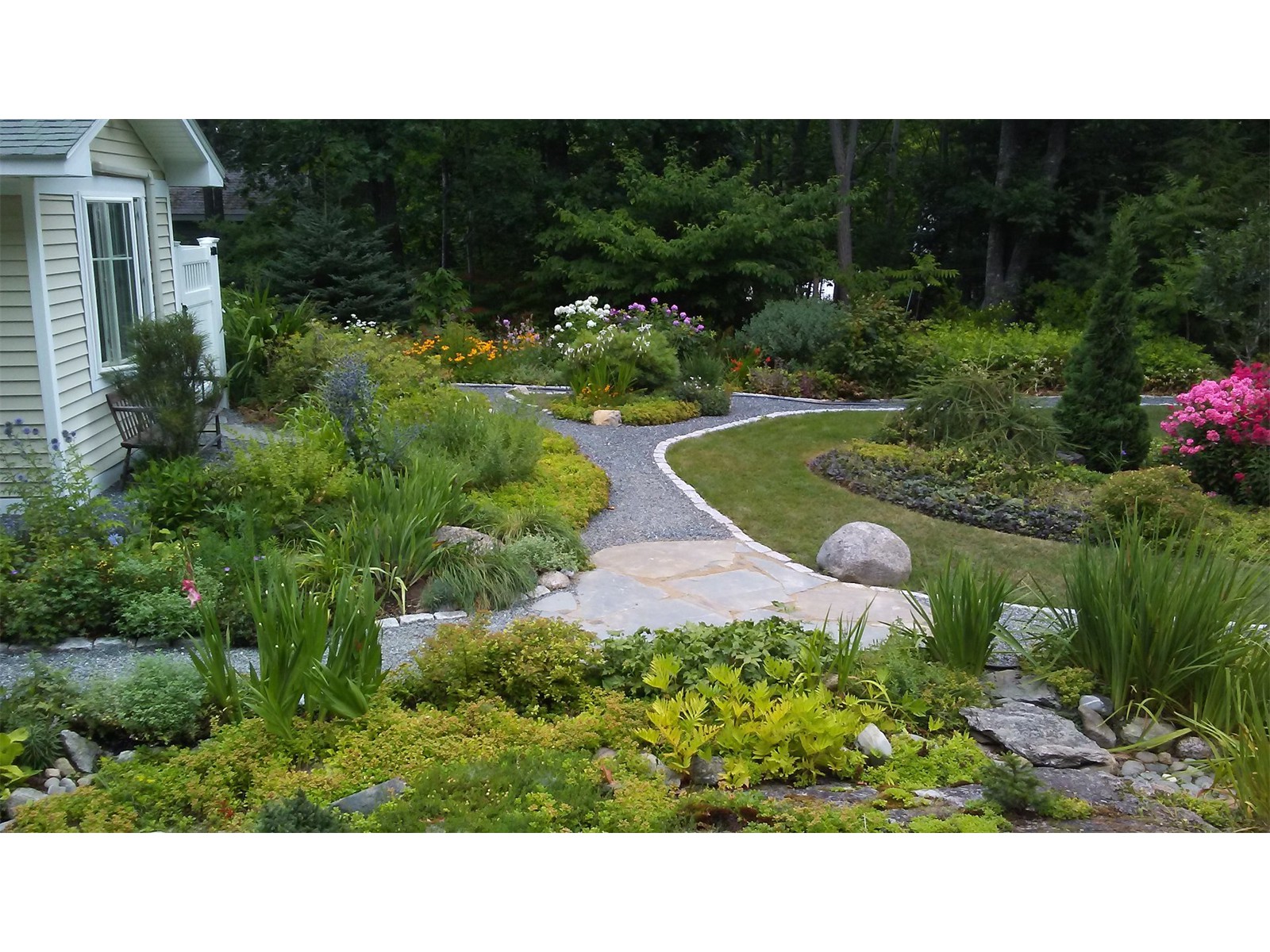 natural-earth-stone-garden-design-02