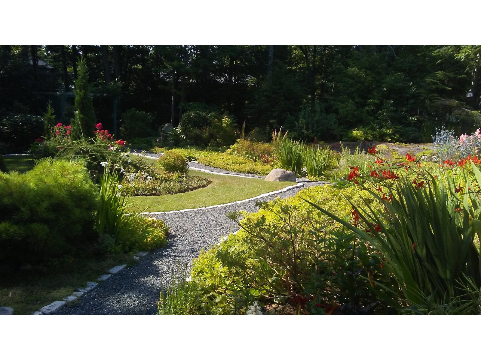 natural-earth-stone-garden-design-03