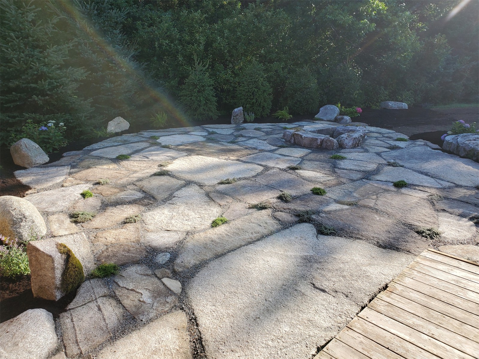 natural-earth-stone-patio-02
