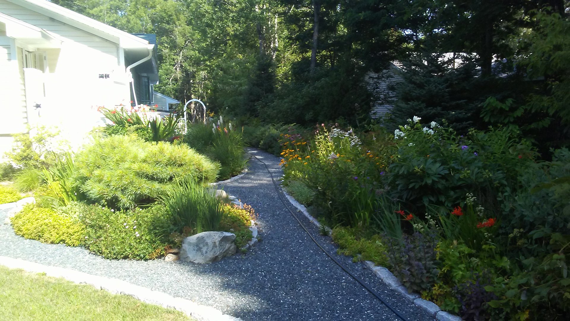 landscape installation Patio Courtyard Settings Maine